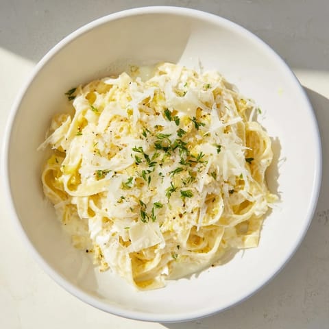 Perfect 20-Minute Creamy Alfredo